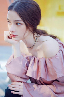 巨胸女仆服务在线播放